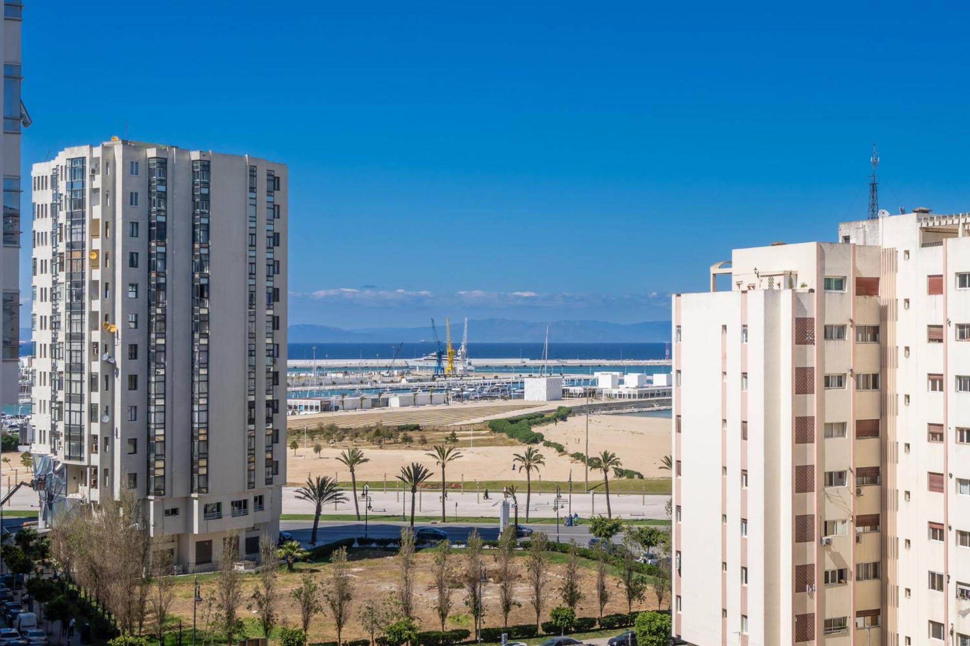 Appartement 2 Chambres Pres De La Corniche Tangier Exterior photo